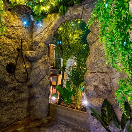 Jungle Love Room Toulouse Exterior photo