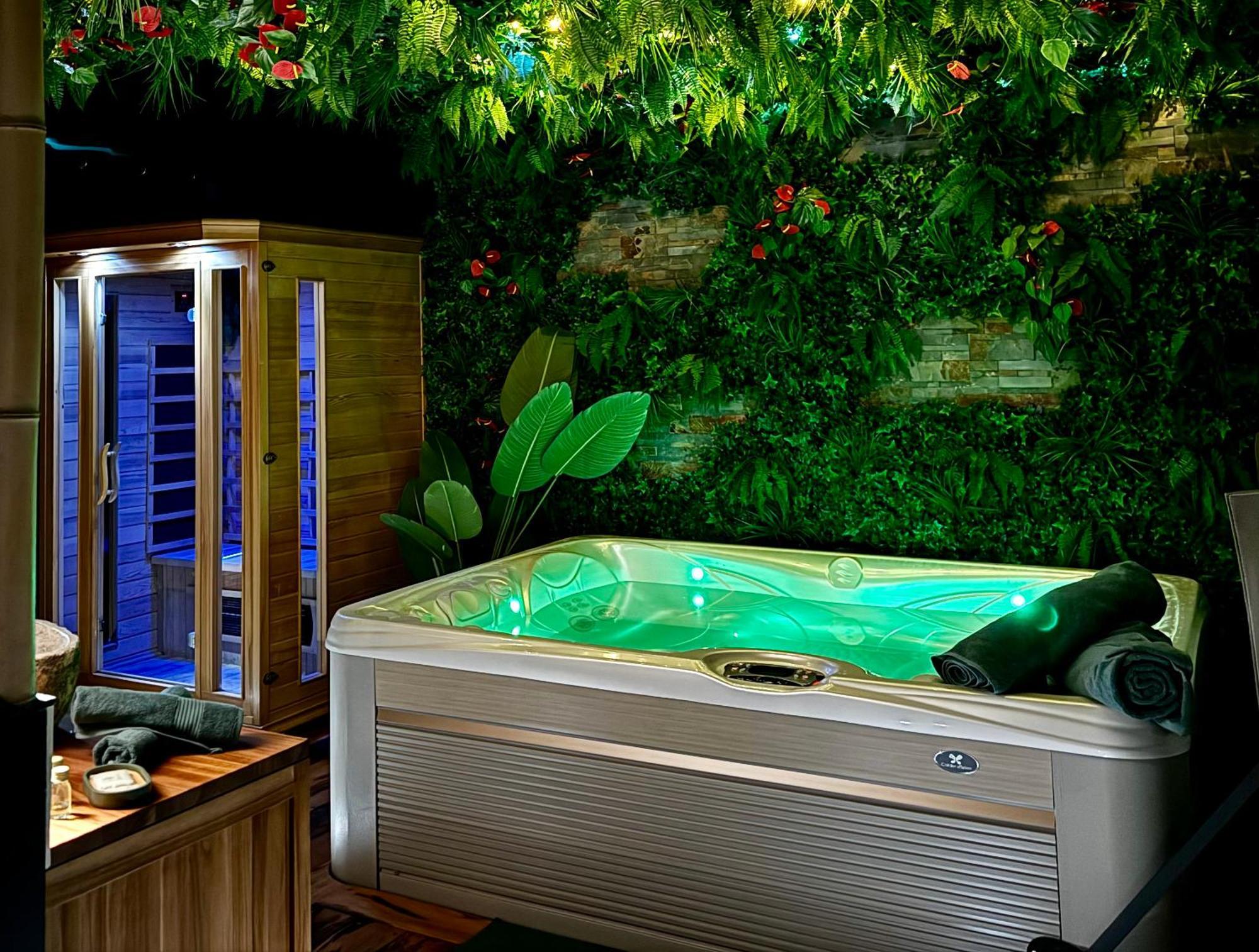 Jungle Apartment *